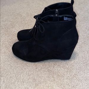 Black Dolce Vita wedge booties